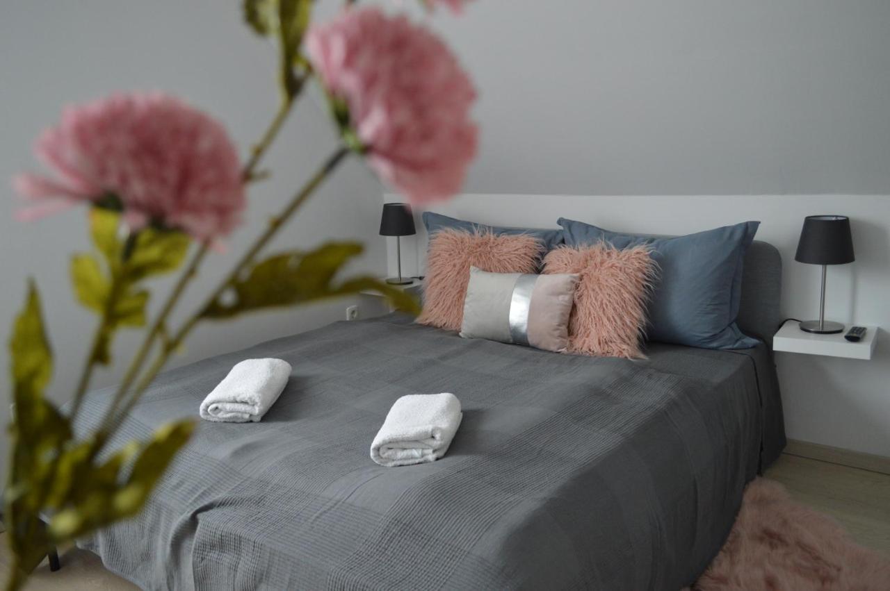 Bed and Breakfast Rebeka Panzio Тихань Экстерьер фото